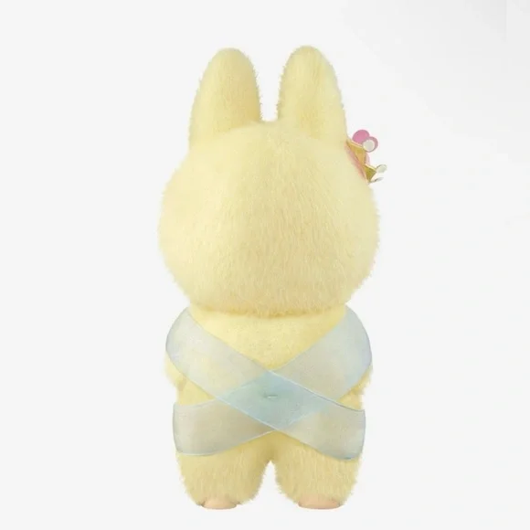 POPMART Labubu Checkmate Queen Vinyl Plush NWT